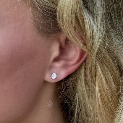Lightspire Diamond Stud Earrings